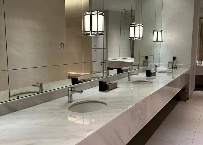 New Modern Luxurious 1 Bedroom With Wifi And Netflix * Manila